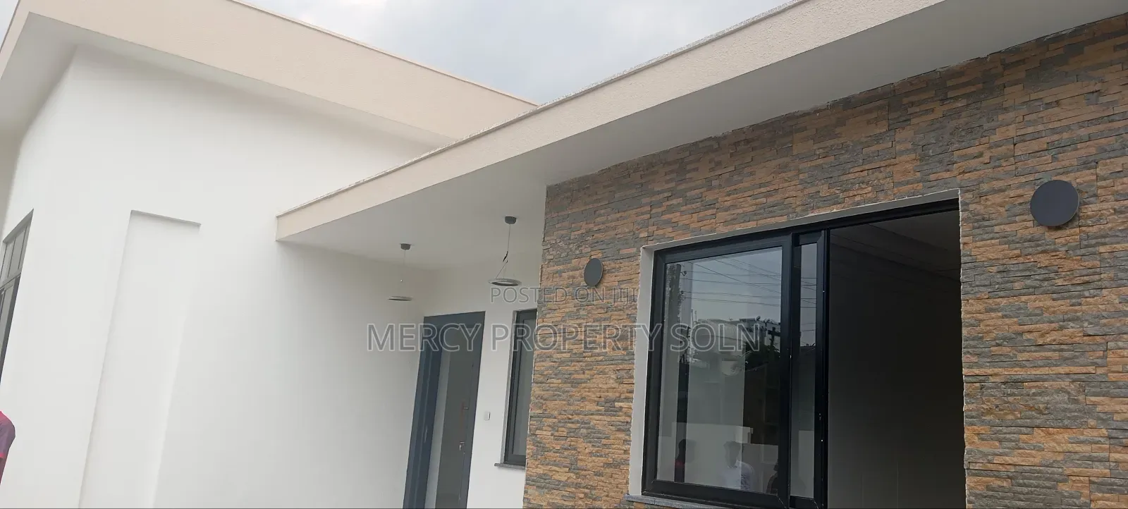 5bdrm House in Bole for sale