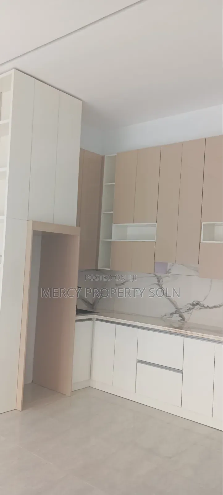 5bdrm House in Bole for sale