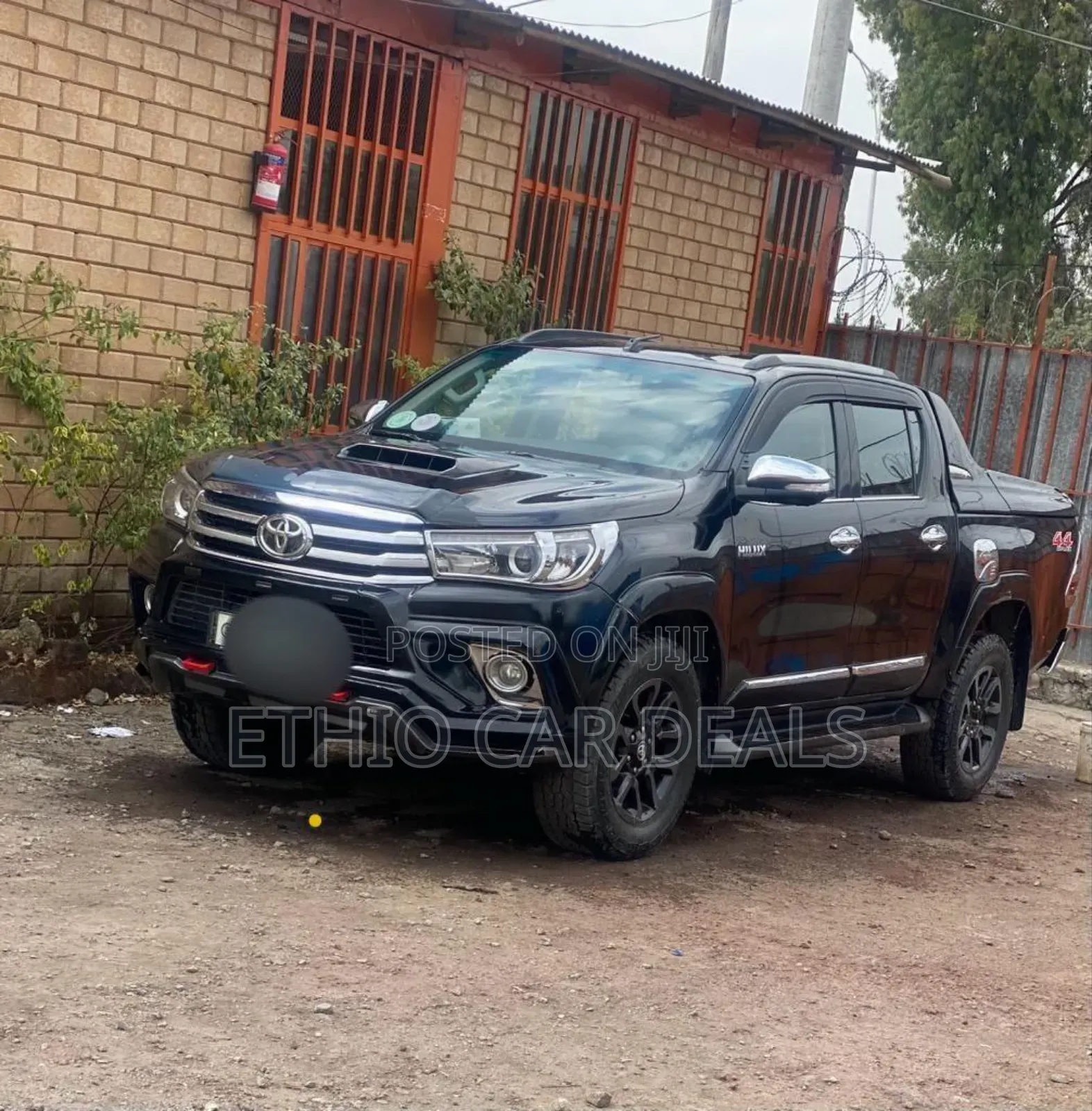 Toyota Hilux Revo Double Cab Deisel 2.8 RWD 2017 Black