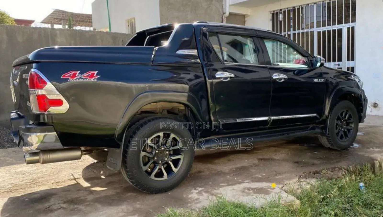 Toyota Hilux Revo Double Cab Deisel 2.8 RWD 2017 Black