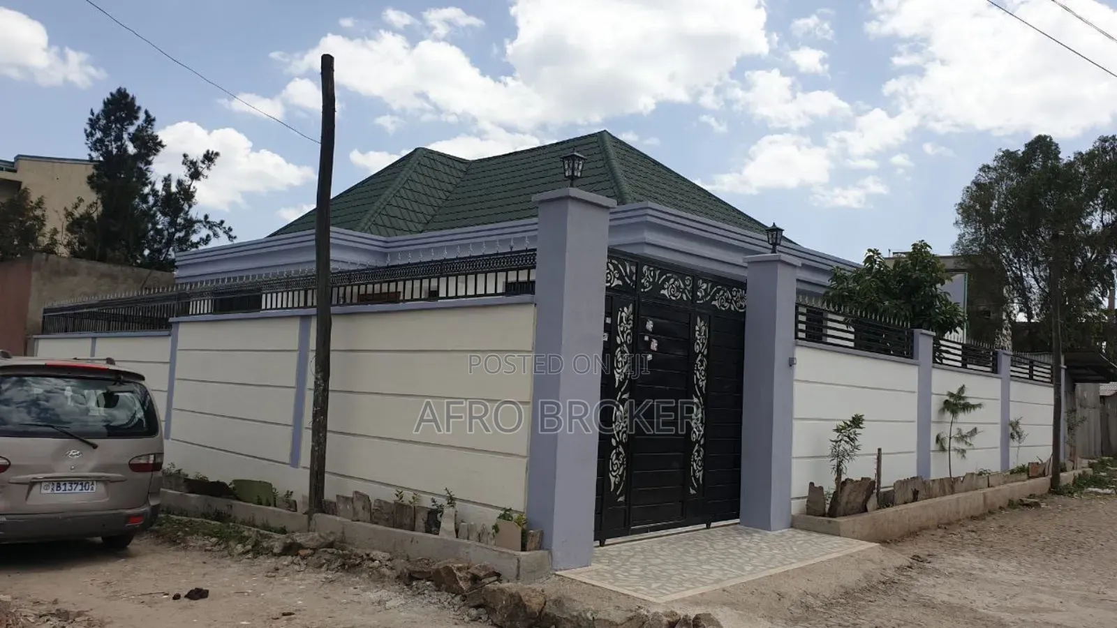 Furnished 6bdrm Villa in Jemo Michael, Nifas Silk-Lafto for sale