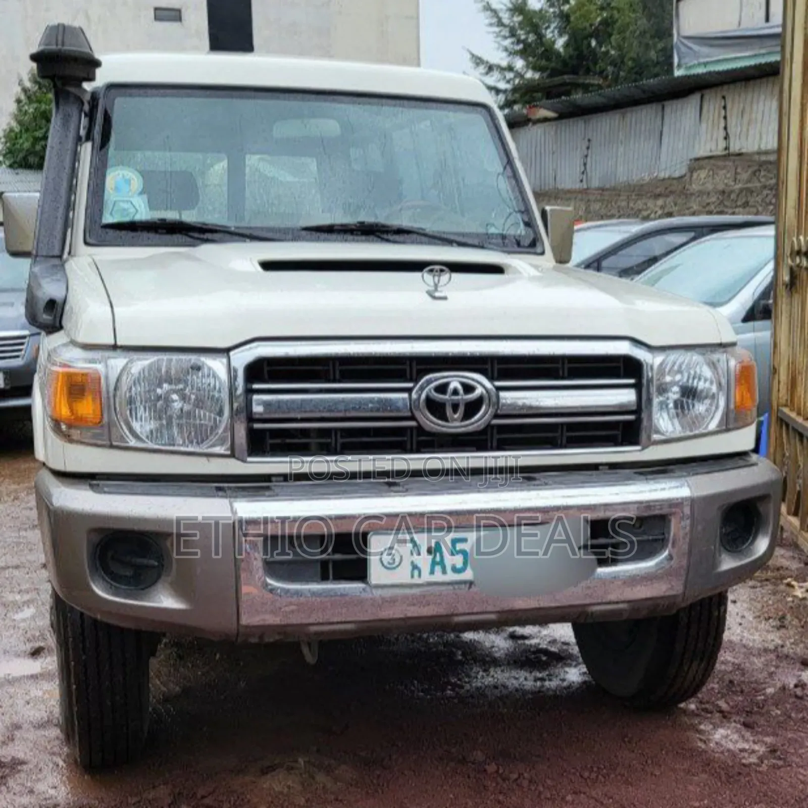 Toyota Land Cruiser 2018 White