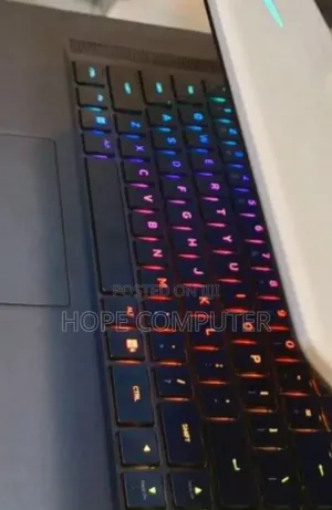 New Laptop Alienware M17x R2 32GB Intel Core I7 SSD 1T