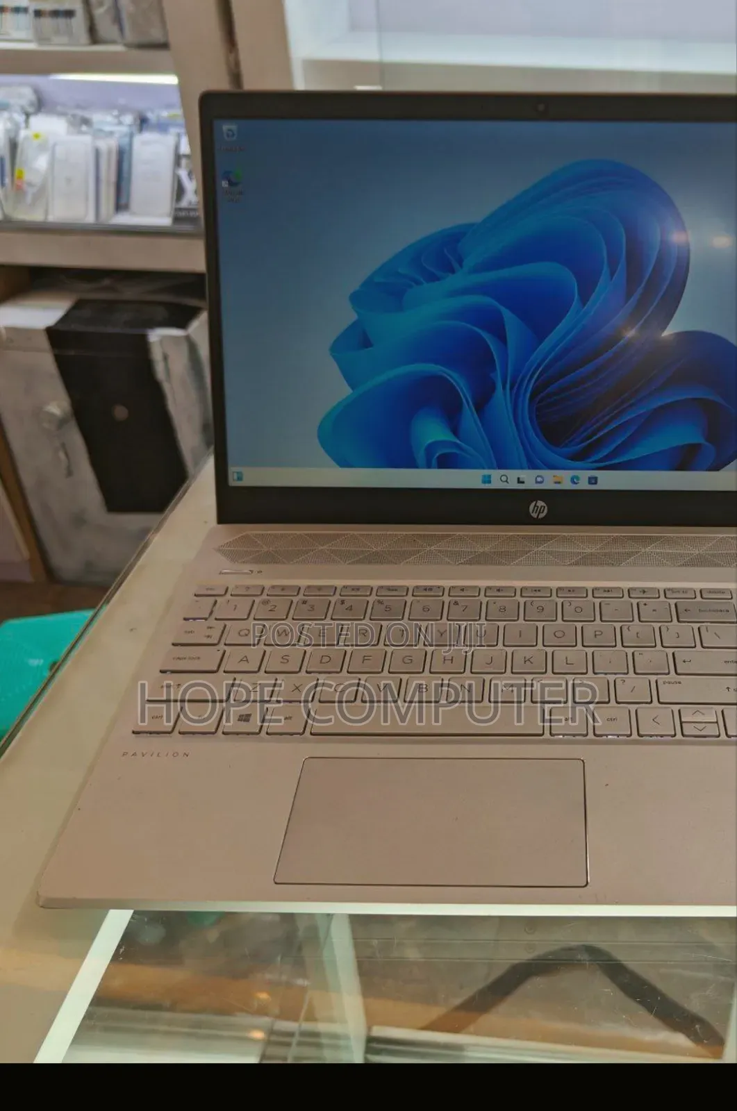 New Laptop HP Pavilion 15 8GB Intel Core I5 SSD 512GB