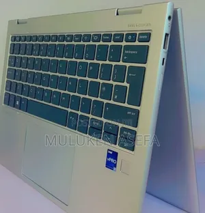 New Laptop HP EliteBook 860 G10 32GB Intel Core I7 SSD 512GB