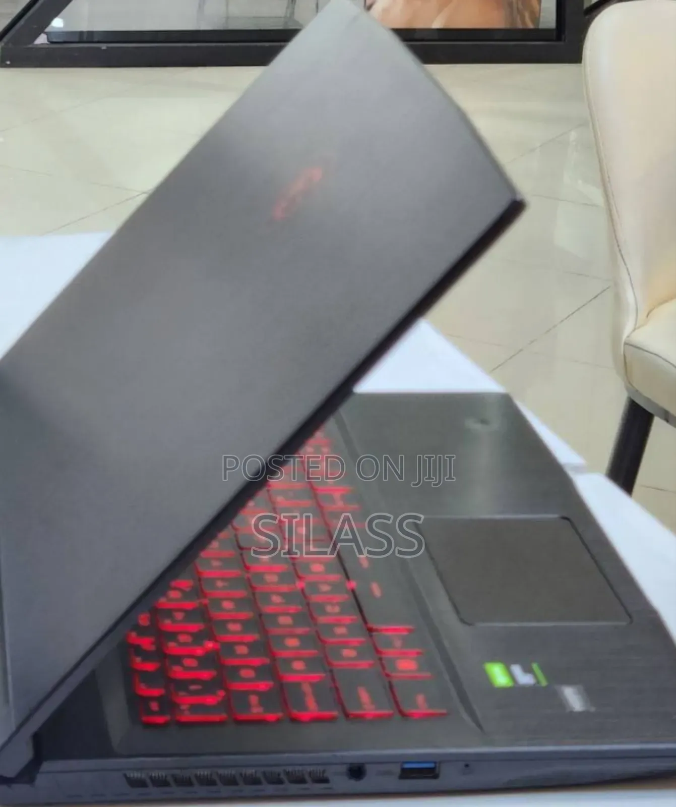 New Laptop MSI GF63 12GB Intel Core I5 SSD 512GB