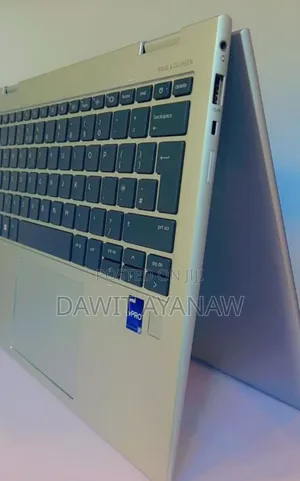 Photo - New Laptop HP 16GB Intel Core I7 HDD 512GB