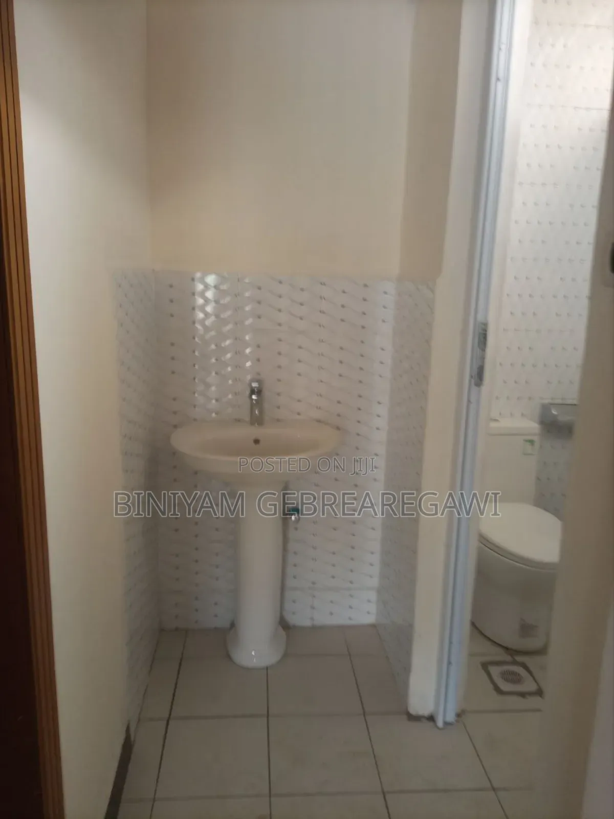 3bdrm Apartment in Luxury Apartment, Yeka for rent
