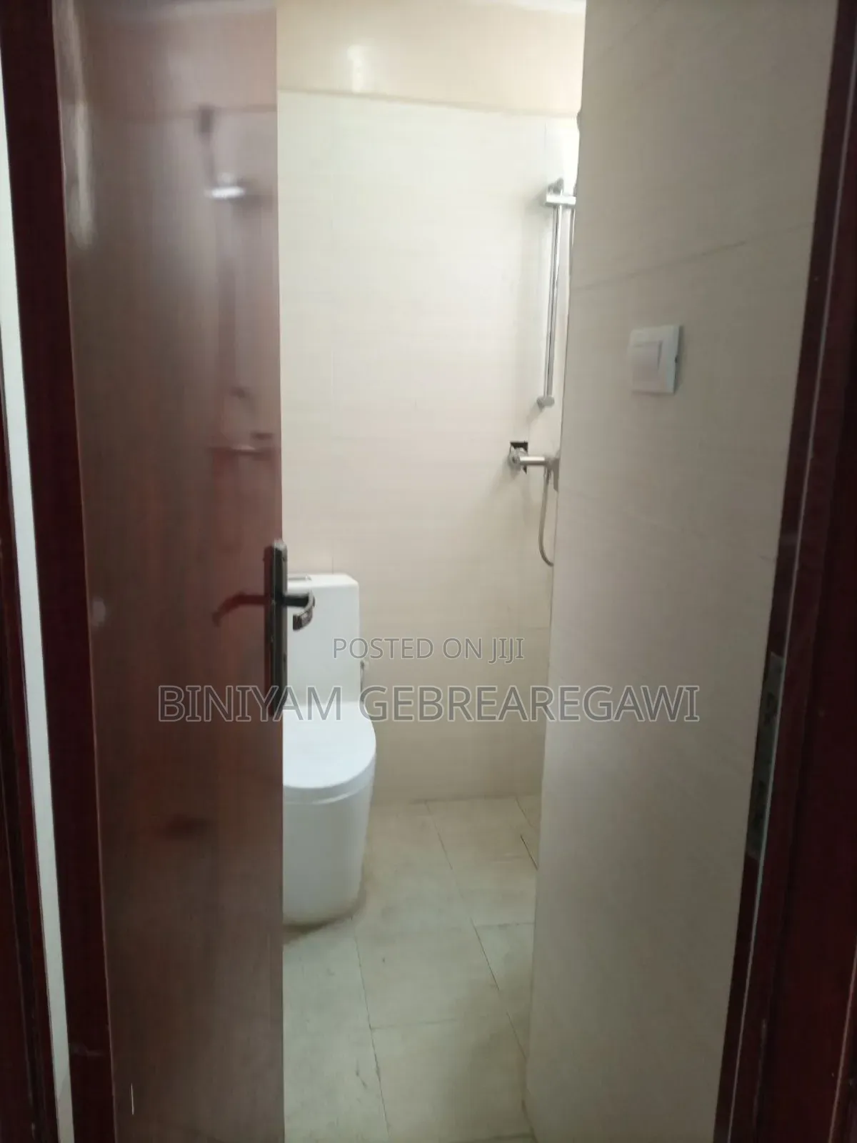 3bdrm Apartment in Luxury Apartment, Yeka for rent