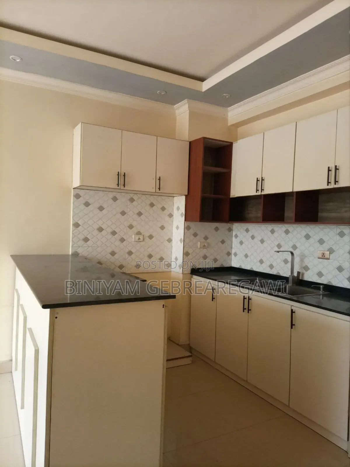 2bdrm Apartment in Apartment, Yeka for rent