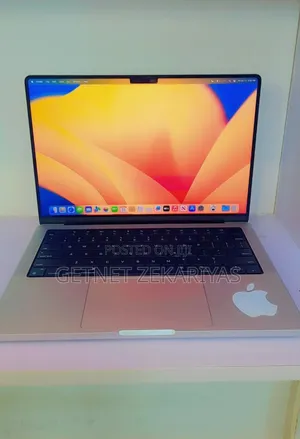 New Laptop Apple MacBook Pro M1 16GB Apple M1 Pro SSD 512GB