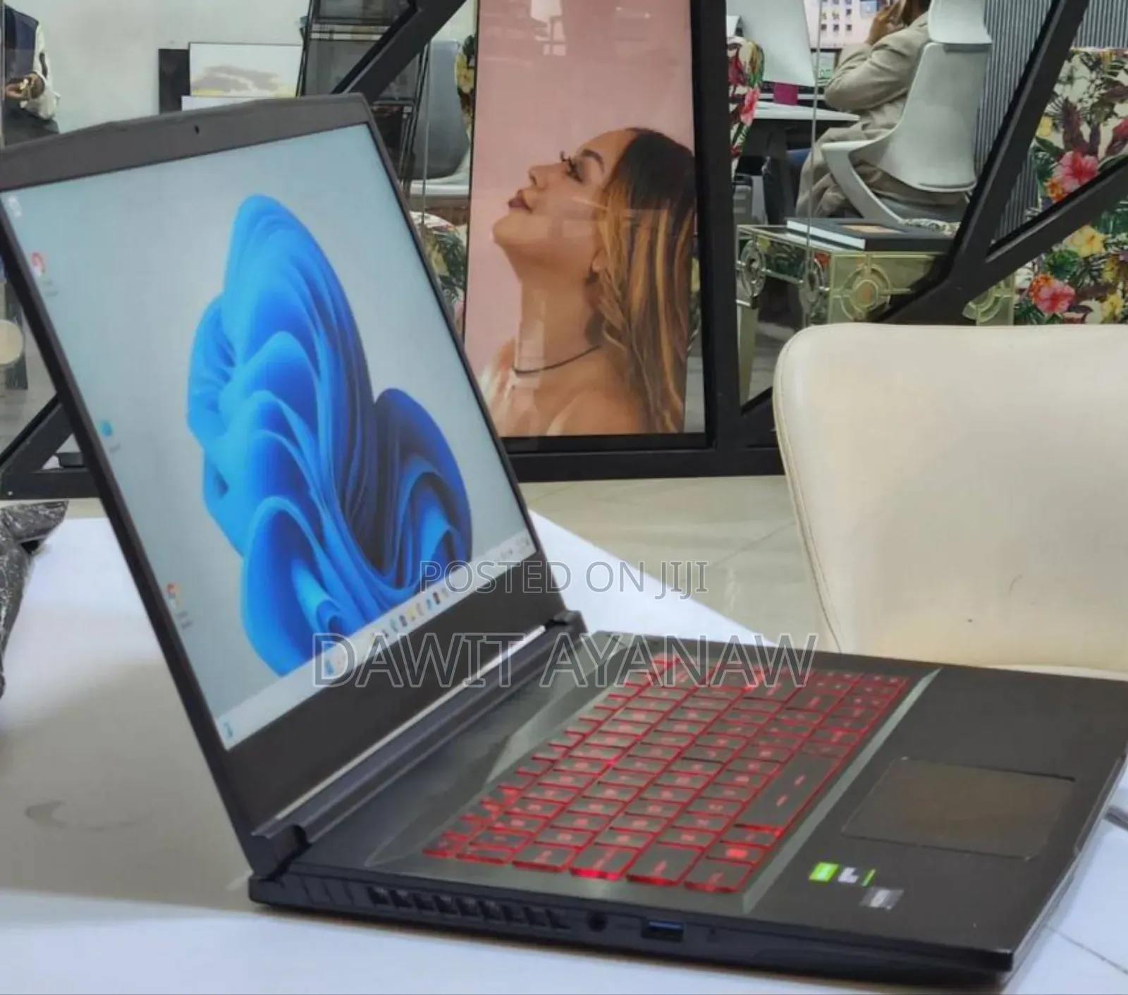 New Laptop MSI 16GB Intel Core I5 SSD 512GB