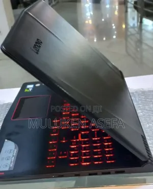 New Laptop Lenovo Legion Y520 16GB Intel Core I7 SSD 512GB