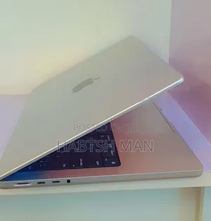 New Laptop Apple MacBook Pro M1 16GB Apple M1 SSD 512GB