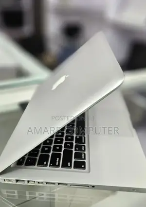 New Laptop Apple MacBook Pro 2012 4GB Intel Core I5 SSD 256GB