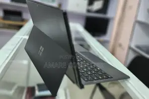 New Laptop Microsoft Surface Pro 6 8GB Intel Core I7 SSD 256GB