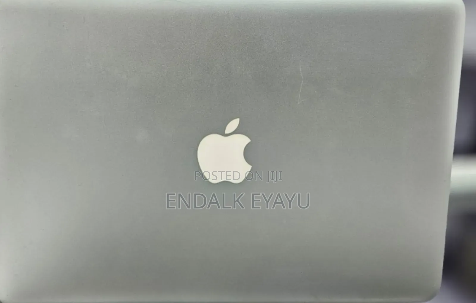 New Laptop Apple MacBook Pro 2012 4GB Intel Core I5 SSD 256GB