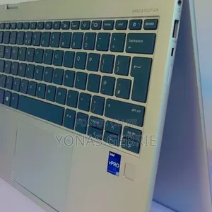 Photo - New Laptop HP EliteBook 830 32GB Intel Core I7 SSD 512GB