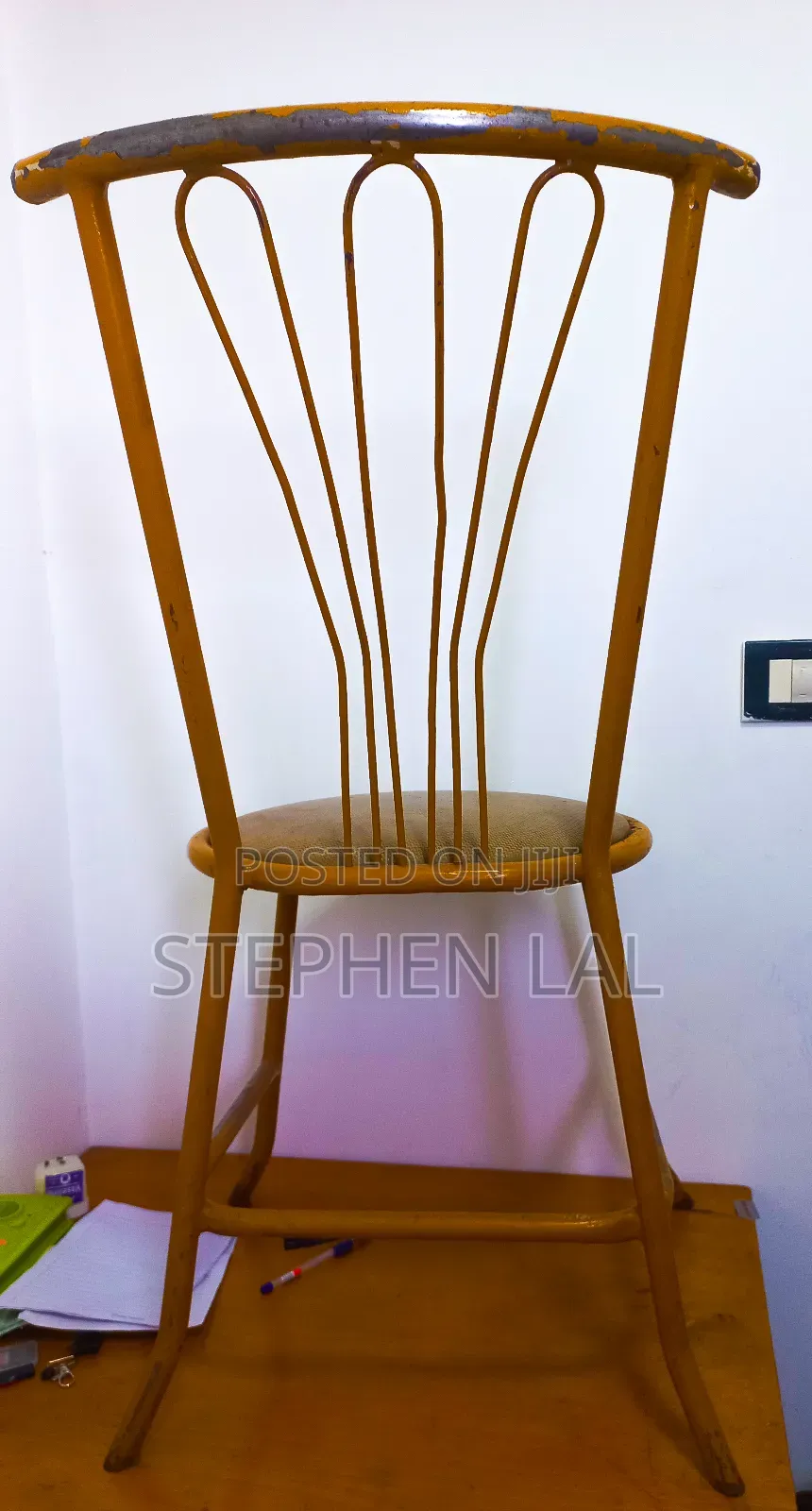 የብረት ወንበር Chair