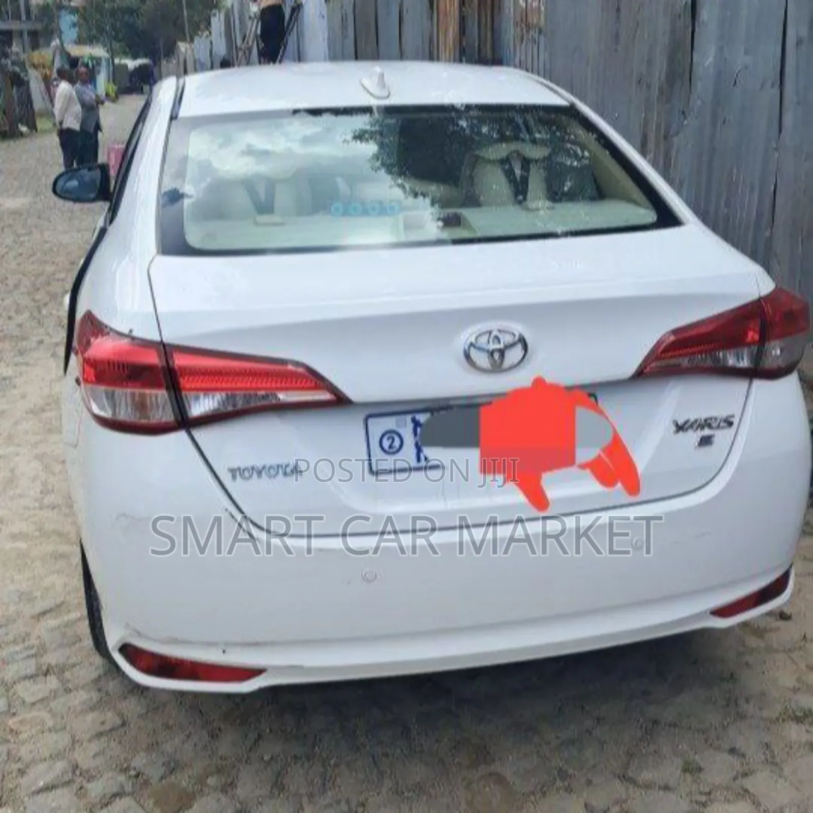 Toyota Yaris 2020 Silver