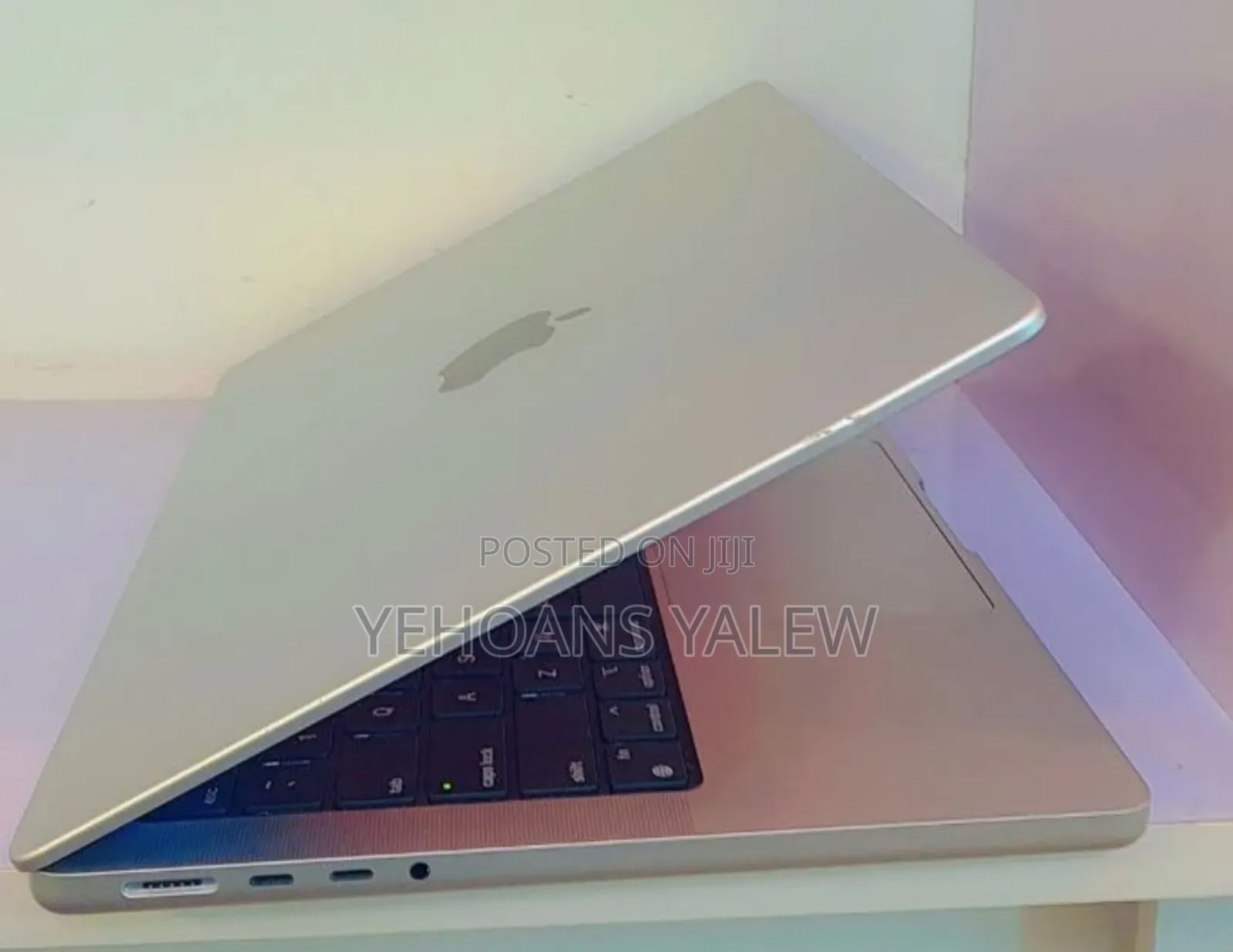 New Laptop Apple MacBook Pro 2021 M1 16GB Apple M1 SSD 512GB