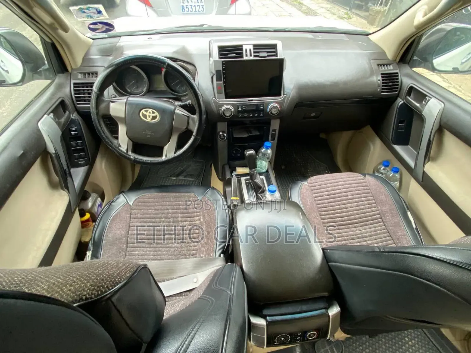 Toyota Land Cruiser Prado 2011 White