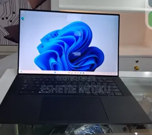 New Laptop Dell Precision 5550 16GB Intel Core I7 SSD 512GB