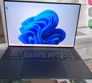 New Laptop Dell Precision 5550 16GB Intel Core I7 SSD 512GB