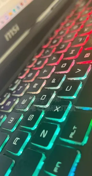 New Laptop MSI GS63 Stealth 8RD 16GB Intel Core I7 SSD 256GB