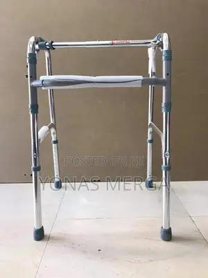 Photo - Walker//Walkerب支requirements.
Easy Folding Mechanism