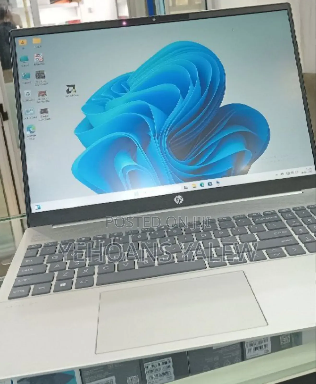 New Laptop HP 16GB AMD Ryzen 7 SSD 512GB