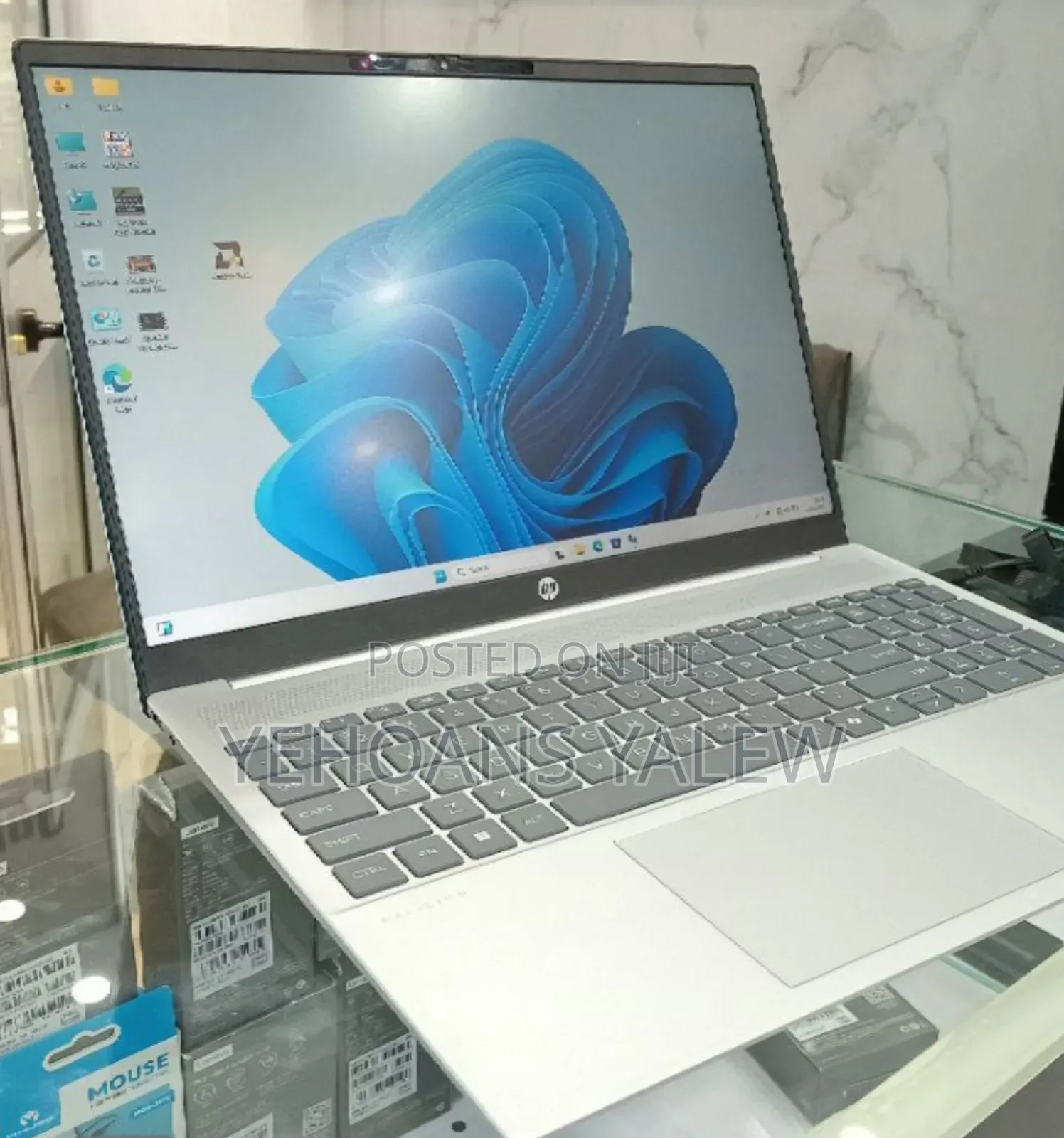 New Laptop HP 16GB AMD Ryzen 7 SSD 512GB