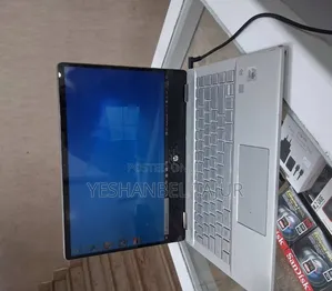 New Laptop HP Pavilion 10 8GB Intel Core I7 SSD 512GB