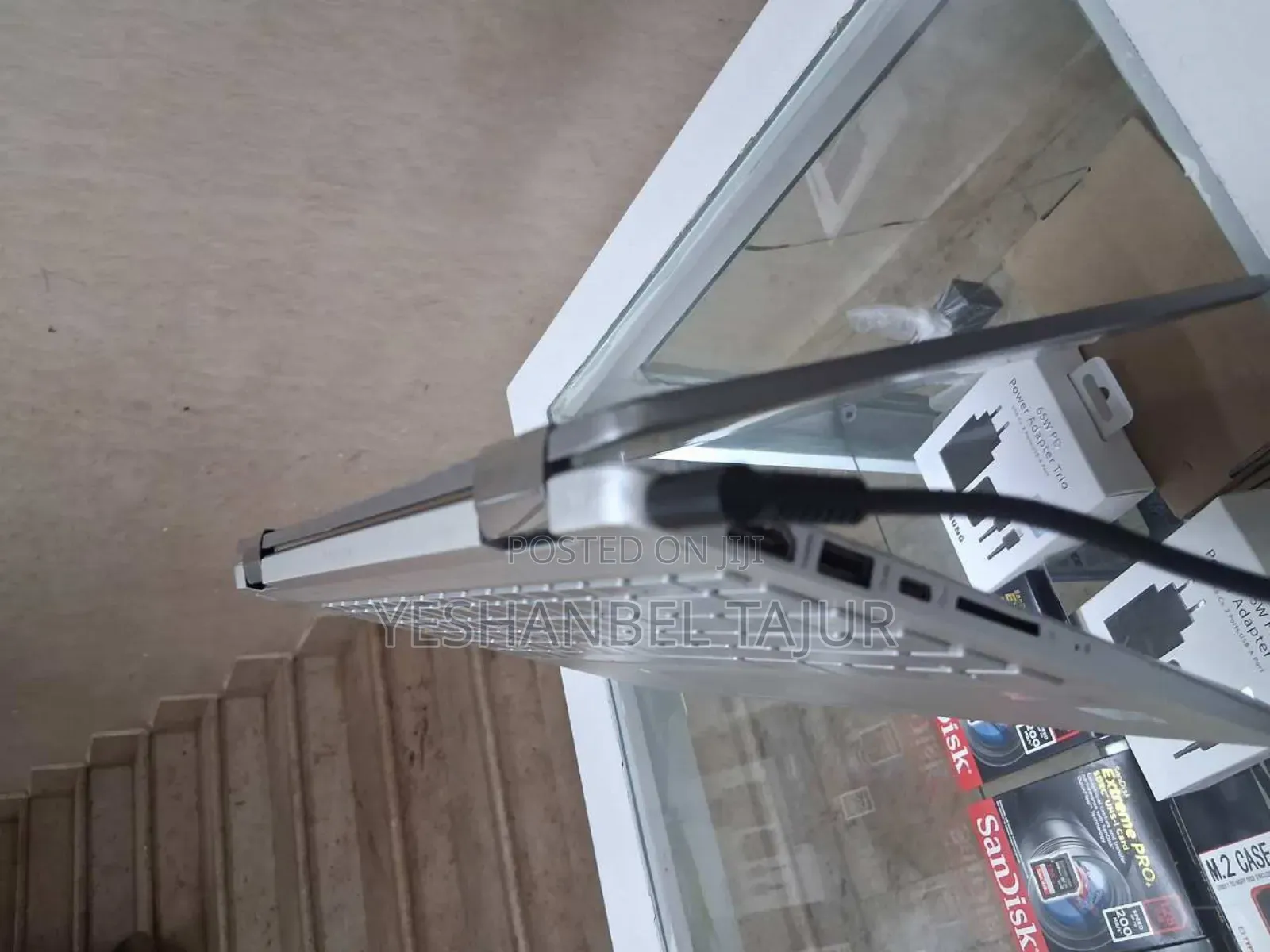 New Laptop HP Pavilion 10 8GB Intel Core I7 SSD 512GB