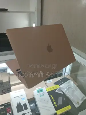 Photo - New Laptop Apple MacBook Air 2020 M1 8GB Apple M1 SSD 256GB