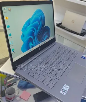 New Laptop HP Stream Notebook 8GB Intel Core I7 SSD 1T