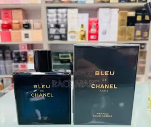 Photo - Chanel Bleu