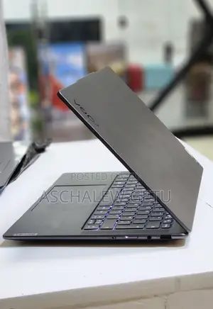 New Laptop Lenovo Yoga 7i 32GB Intel Core I7 SSD 1T