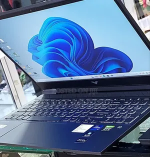 New Laptop HP Victus 16 16GB Intel Core I7 SSD 512GB