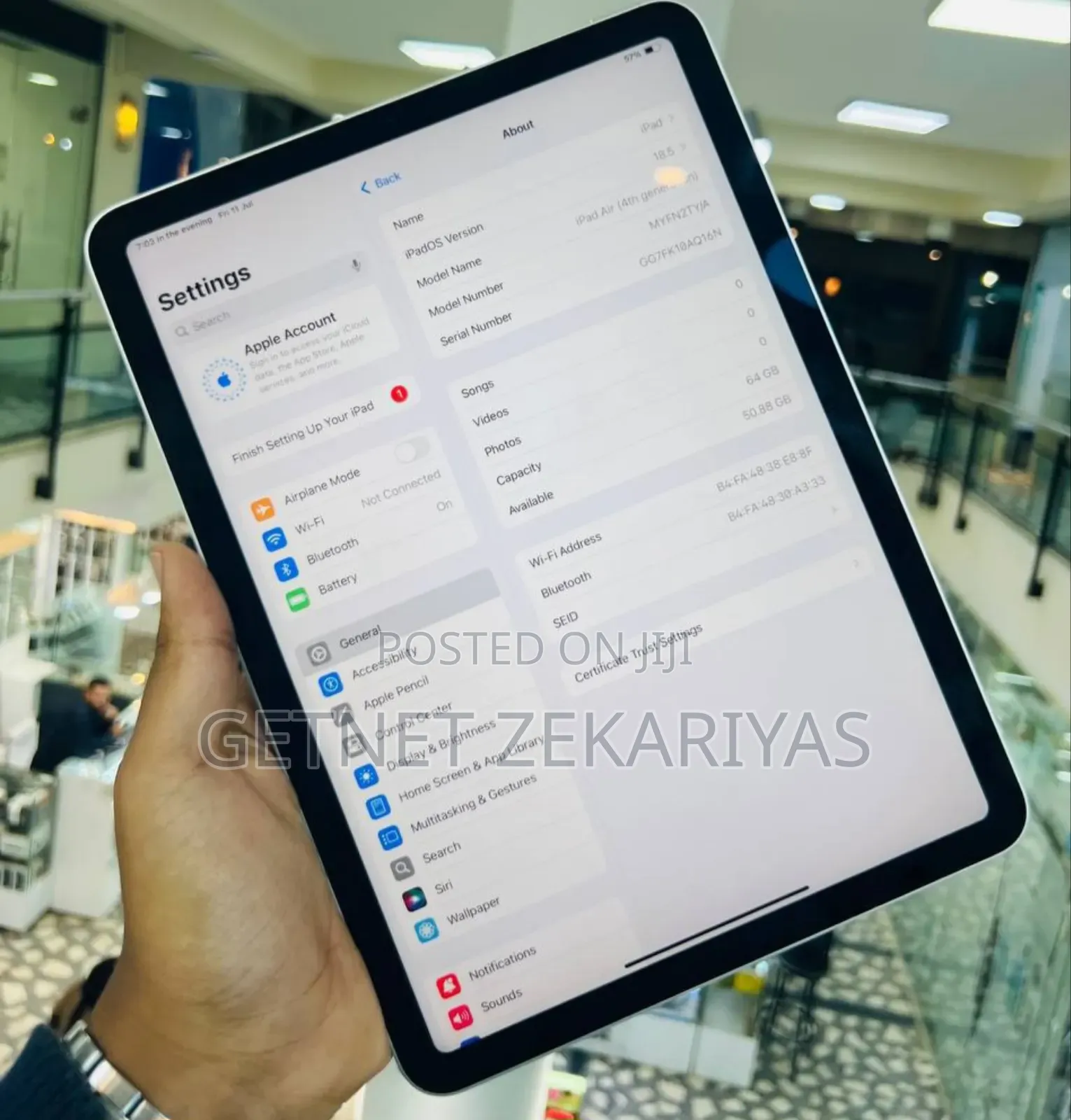 New Apple iPad Air 64 GB Silver