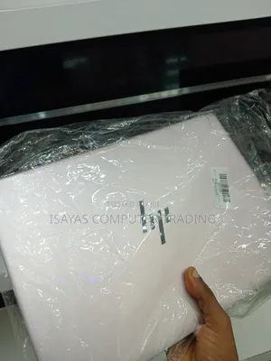 New Laptop HP Pavilion 14 16GB Intel Core I5 SSD 1T