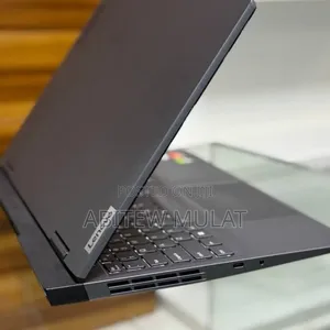 New Laptop Lenovo Legion 5 16GB AMD Ryzen 7 SSD 512GB