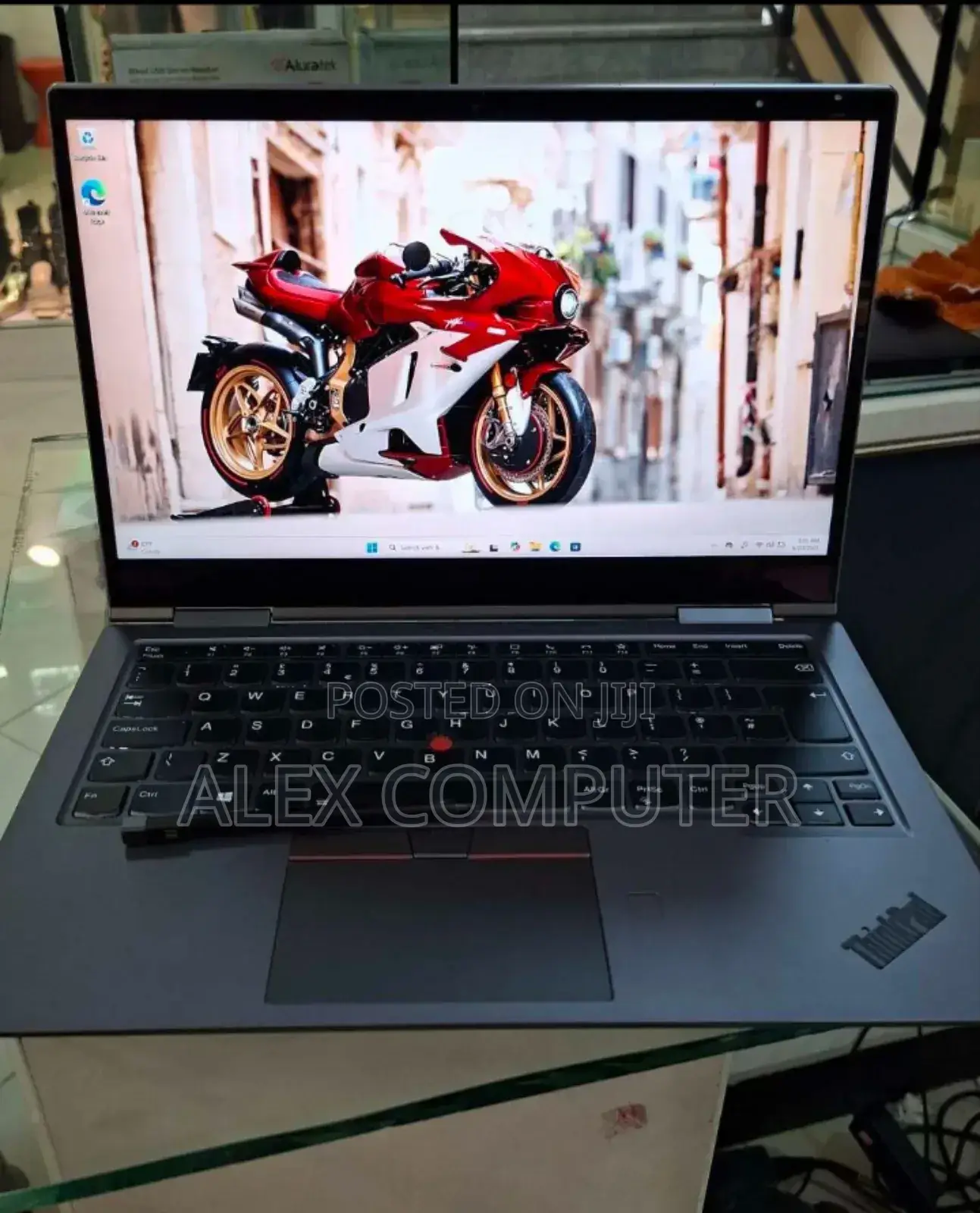 New Laptop Lenovo Thinkpad X1 Yoga 16GB Intel Core I7 SSD 512GB