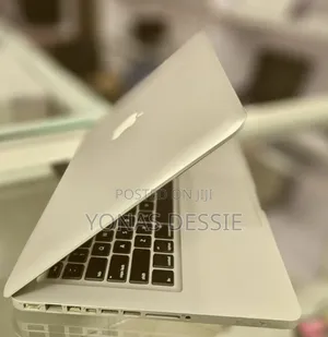 Laptop Apple MacBook Pro 2012 4GB Intel Core I5 SSD 256GB