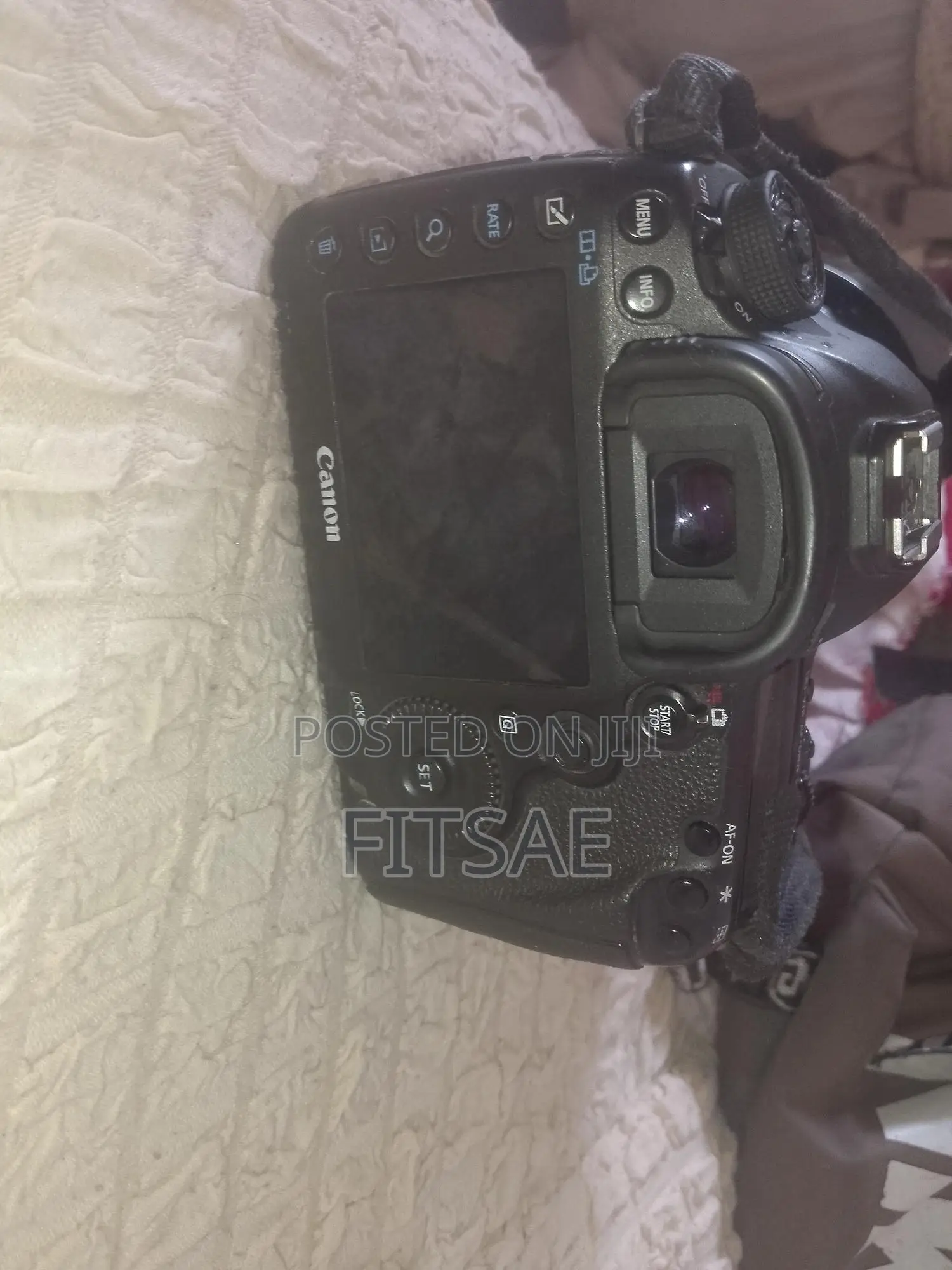 5d Markiii With Red Ring Lense