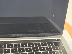 Laptop Apple MacBook Pro M1 8GB Apple M1 SSD 256GB