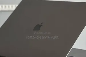 New Laptop Apple MacBook Pro 2019 16GB Intel Core I7 SSD 512GB