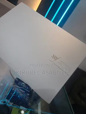 Photo - New Laptop Asus VivoBook 15 X505BA 16GB Intel Core I7 SSD 512GB