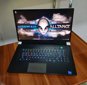 New Laptop Alienware M17x R2 16GB Intel Core I7 SSD 512GB