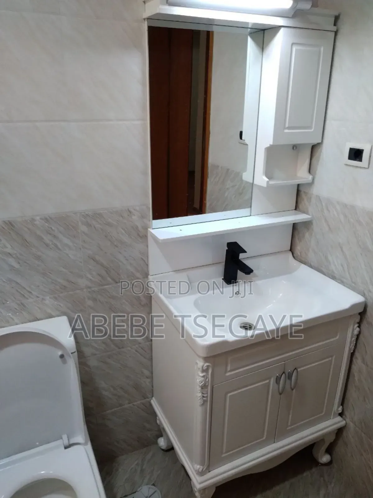 Furnished 2bdrm Apartment in Apartment, Yeka for rent